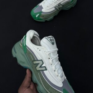 New Balance 1000